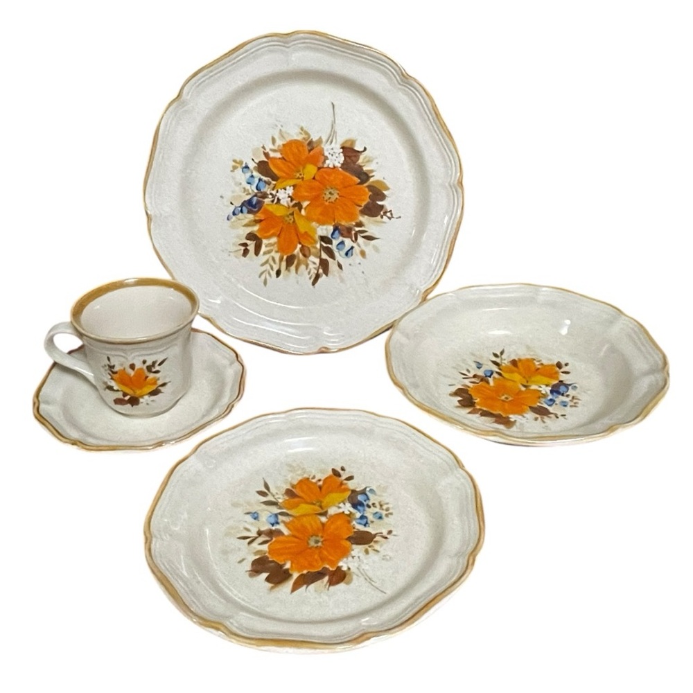 Vintage Mikasa Garden Club Flowerfest 5-Piece Dinerware Setting 🌼